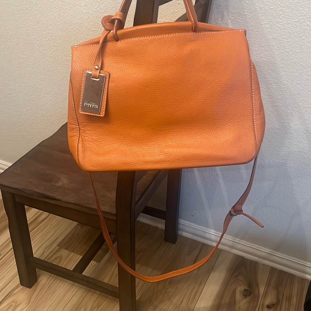 Claudia Firenze Genuine Leather Orange Handbag 🧡